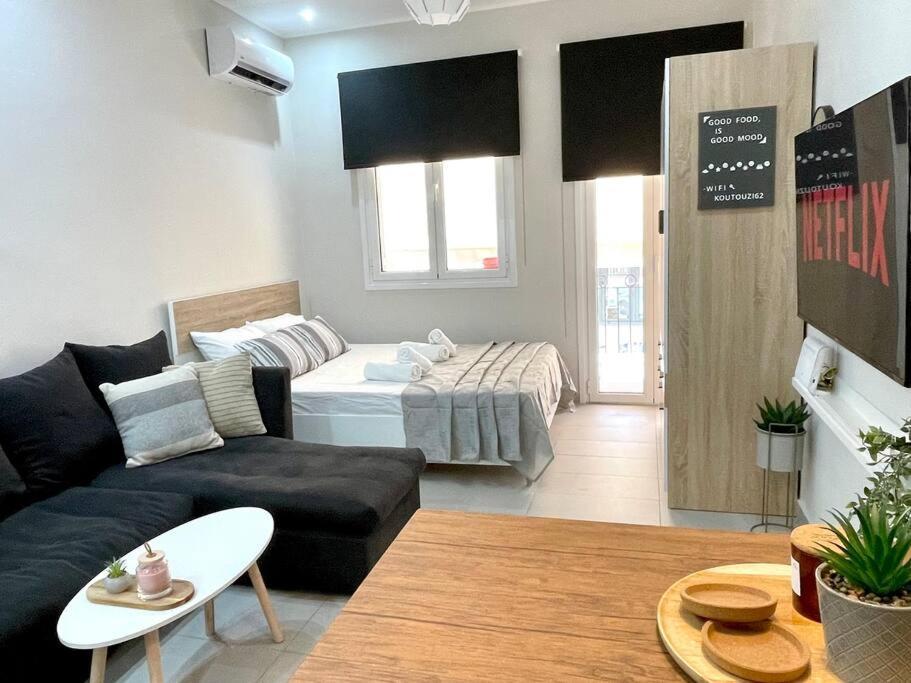 Urban Loft Downtown At Zakinthos Centre Apartment Закинтос Екстериор снимка